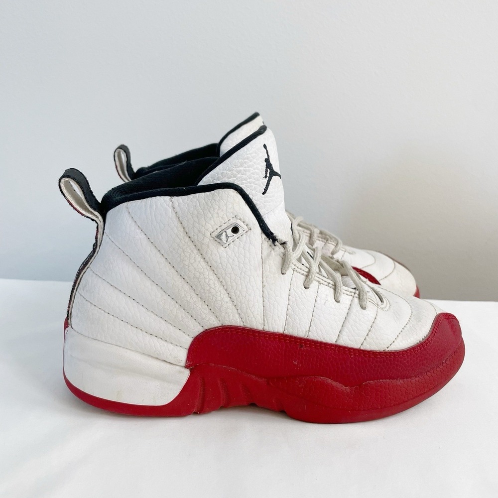 Nike Air Jordan 12 Retro High Cherry Red White 2023 (151186-116) Size 2.5Y